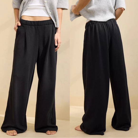 Aerie • Cozy New Heights Fleece Trouser black wide leg sweat pants - Picture 8 of 10